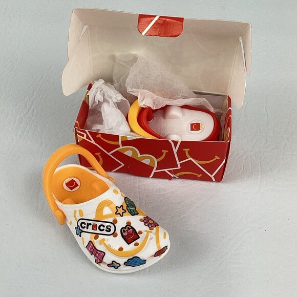 McDonald's Happy Meal Toy Crocs Mini Keychain Backpack Clip Mini Sandals 2024 - Picture 6 of 6